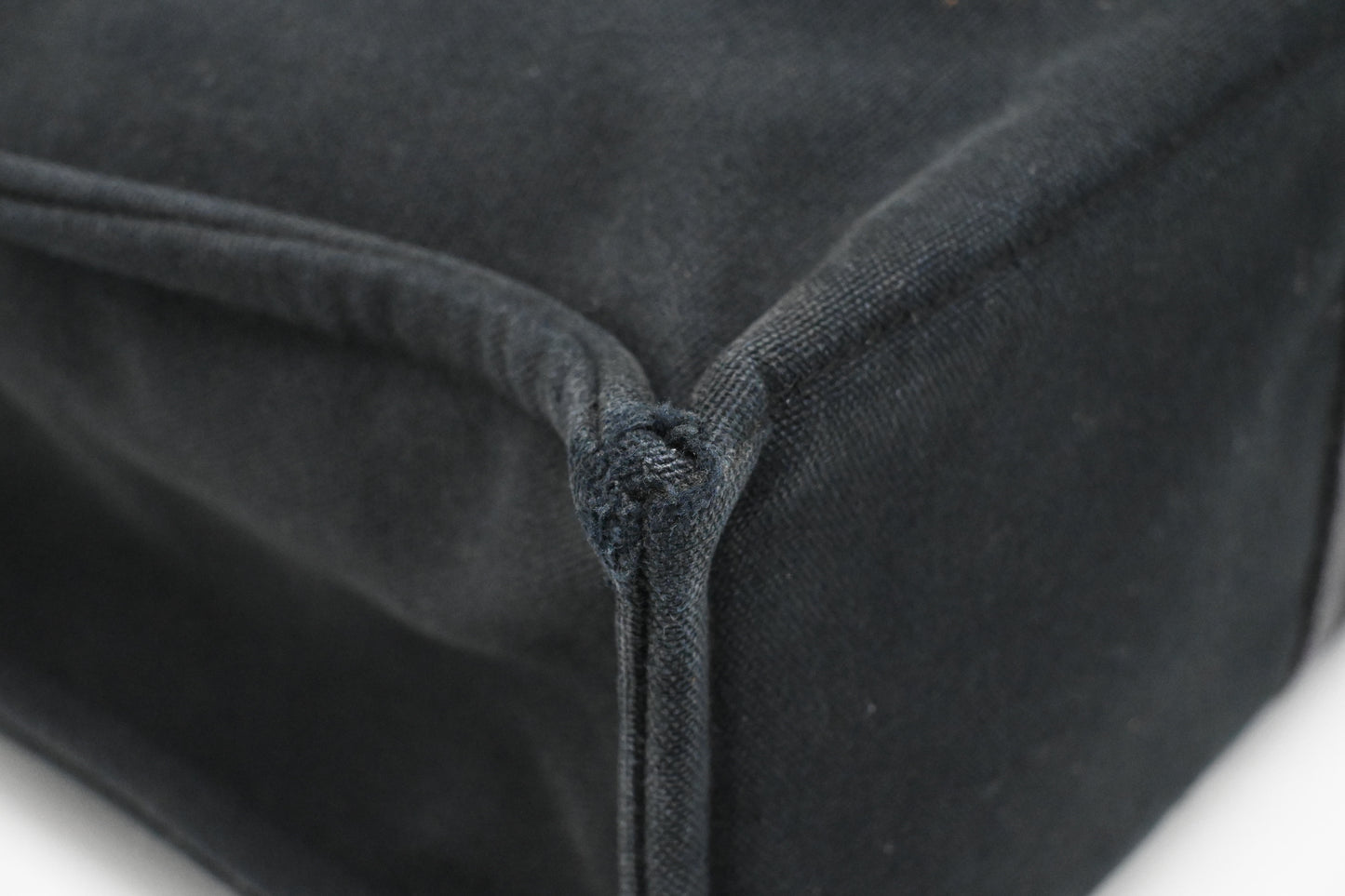 Hermes Fourre Tout MM in Black Canvas