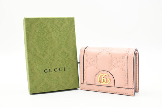 Gucci Compact Wallet in Pink Leather