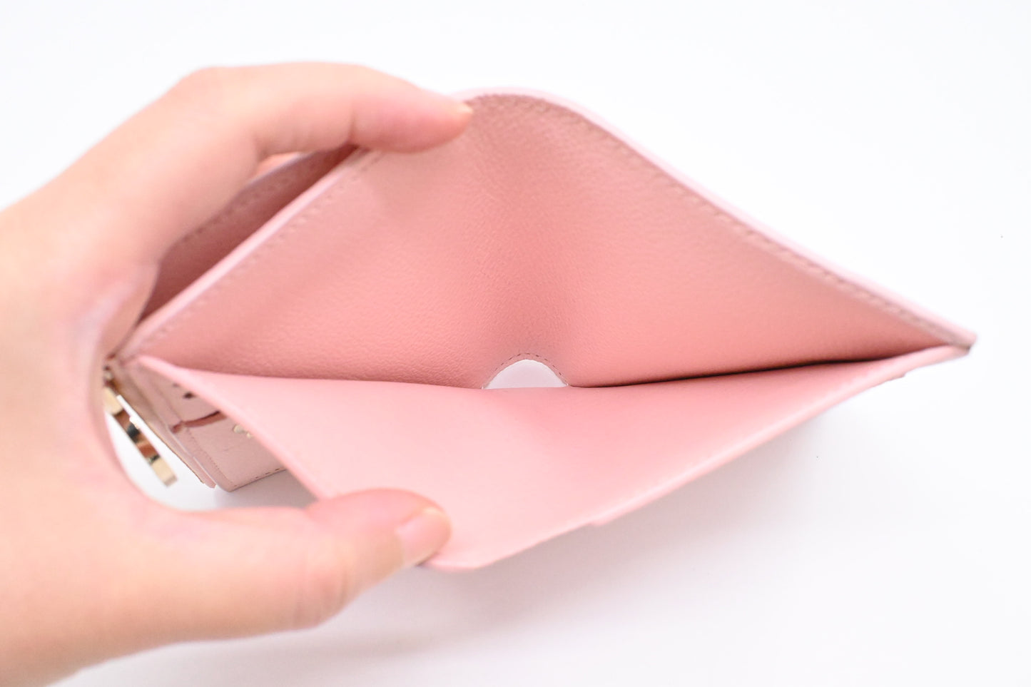 Louis Vuitton Lisa Wallet in Light Pink Empreinte Leather