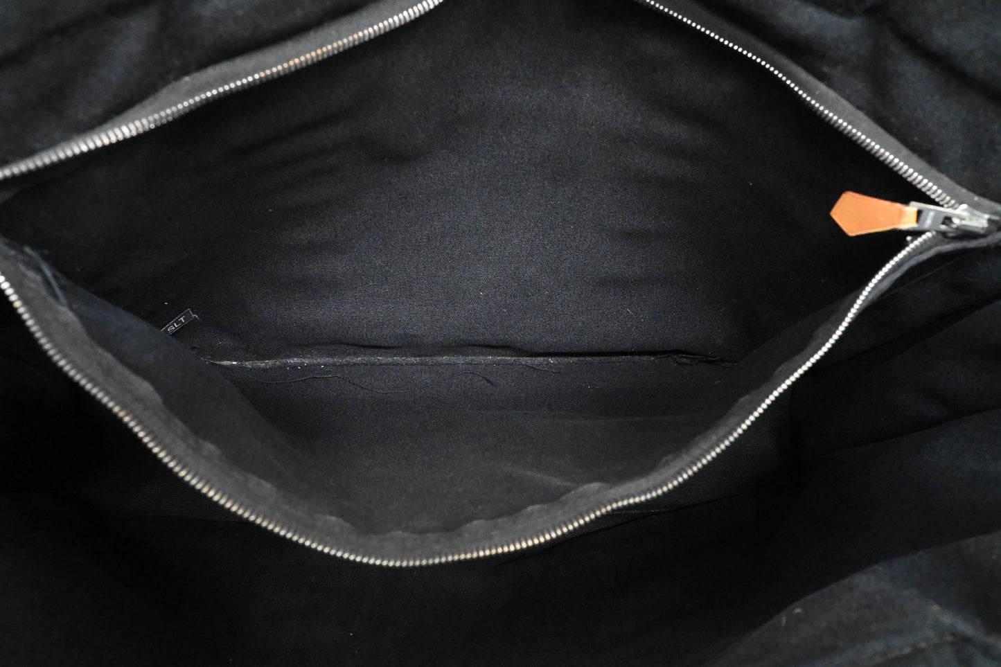 Hermes Fourre Tout MM in Black Canvas