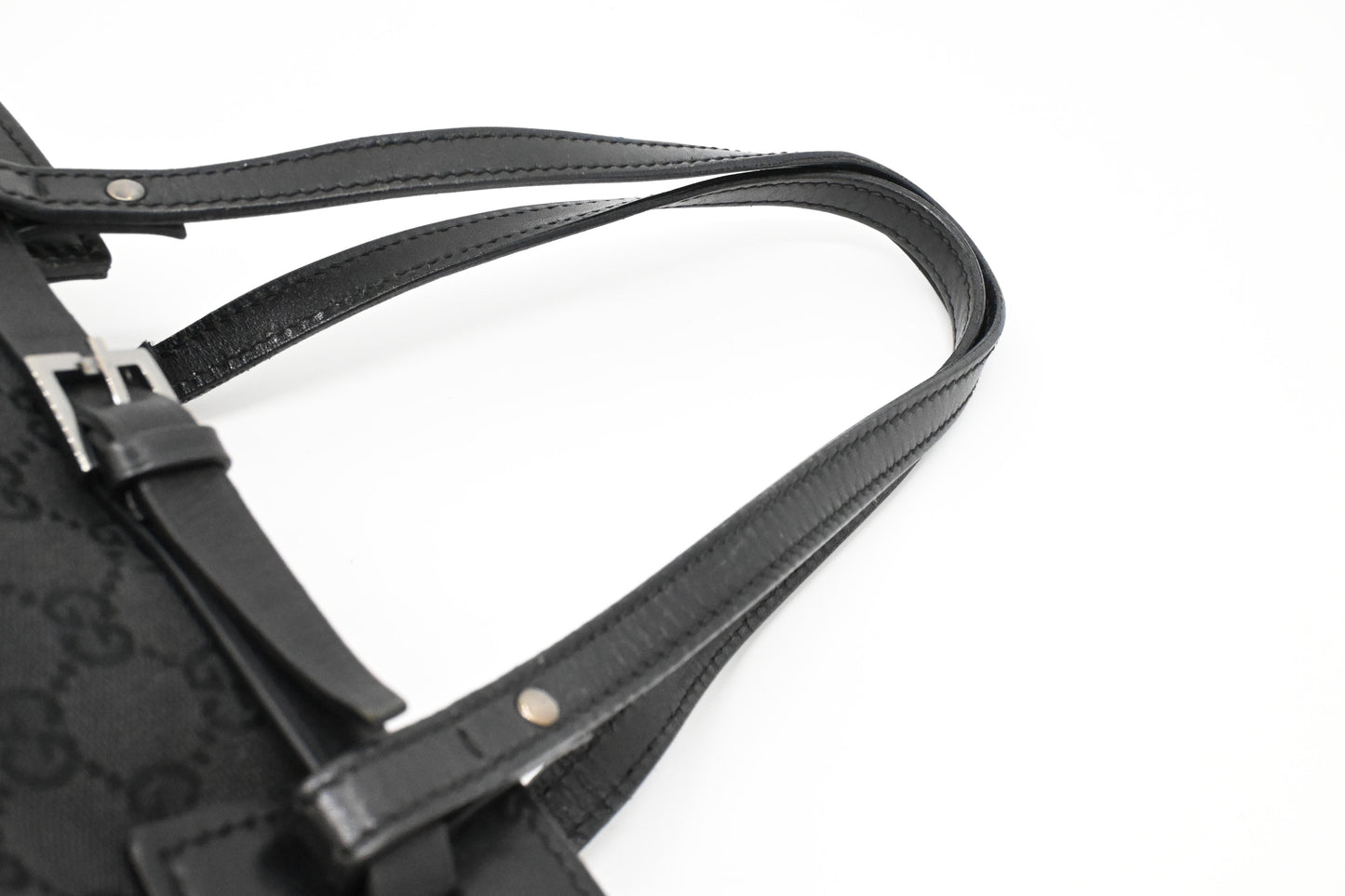Gucci Shoulder bag in Black GG Canvas