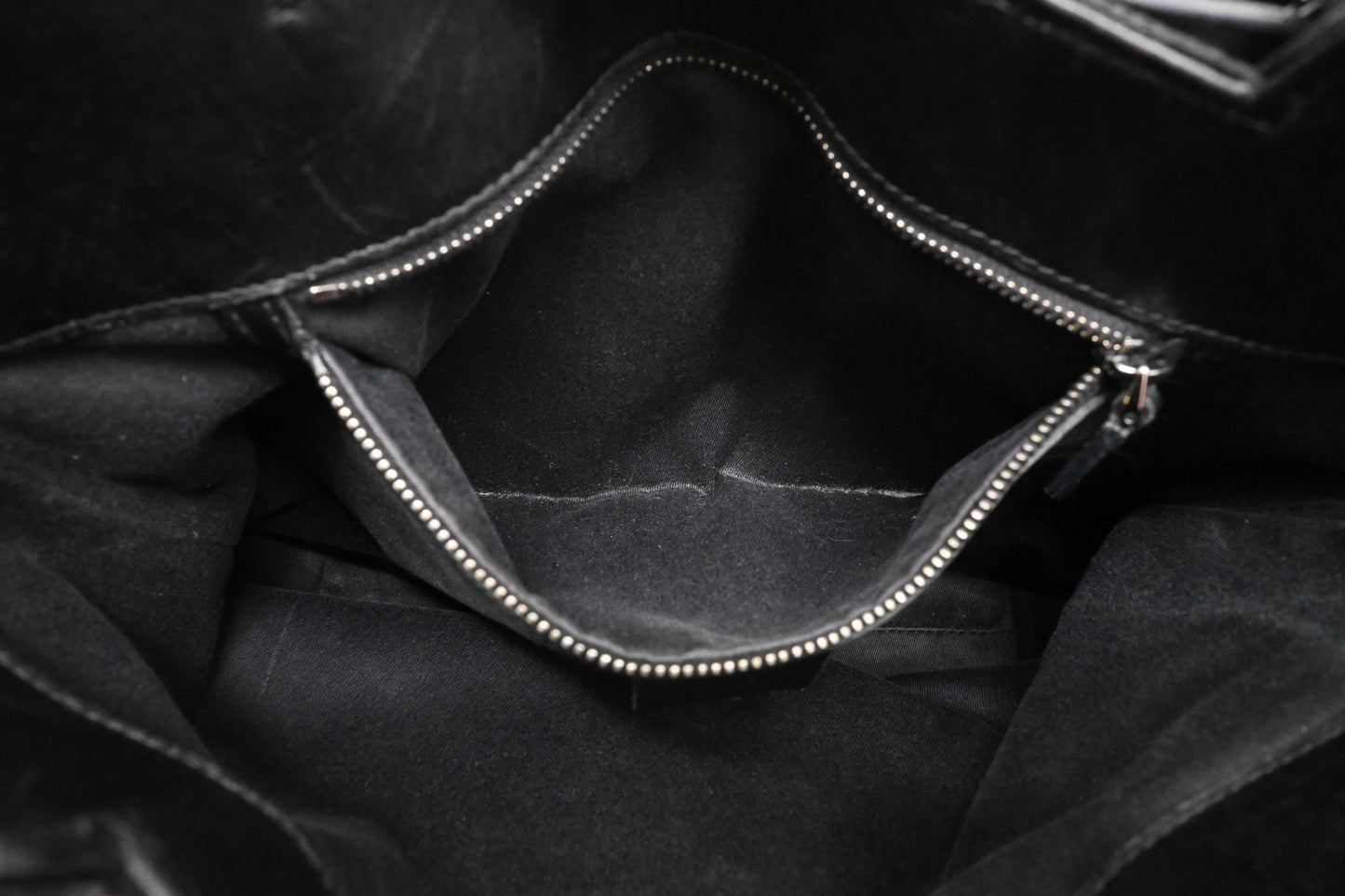 Gucci Shoulder bag in Black GG Canvas