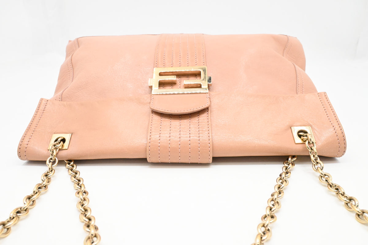 Fendi Shoulder Bag in Nude Pink Leather