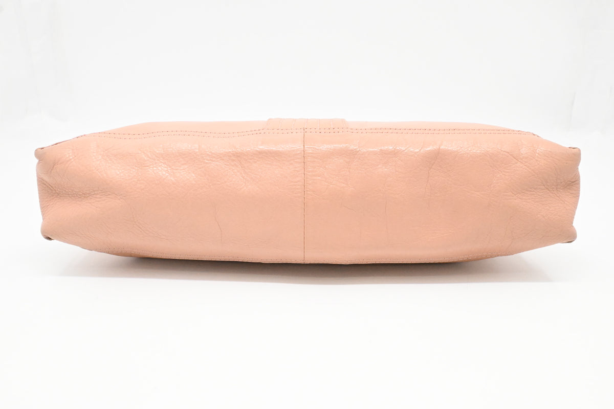 Fendi Shoulder Bag in Nude Pink Leather