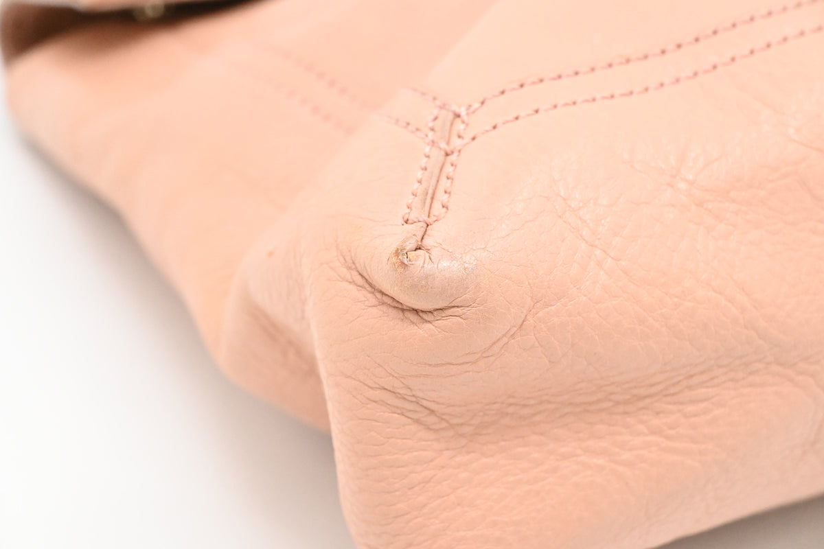 Fendi Shoulder Bag in Nude Pink Leather