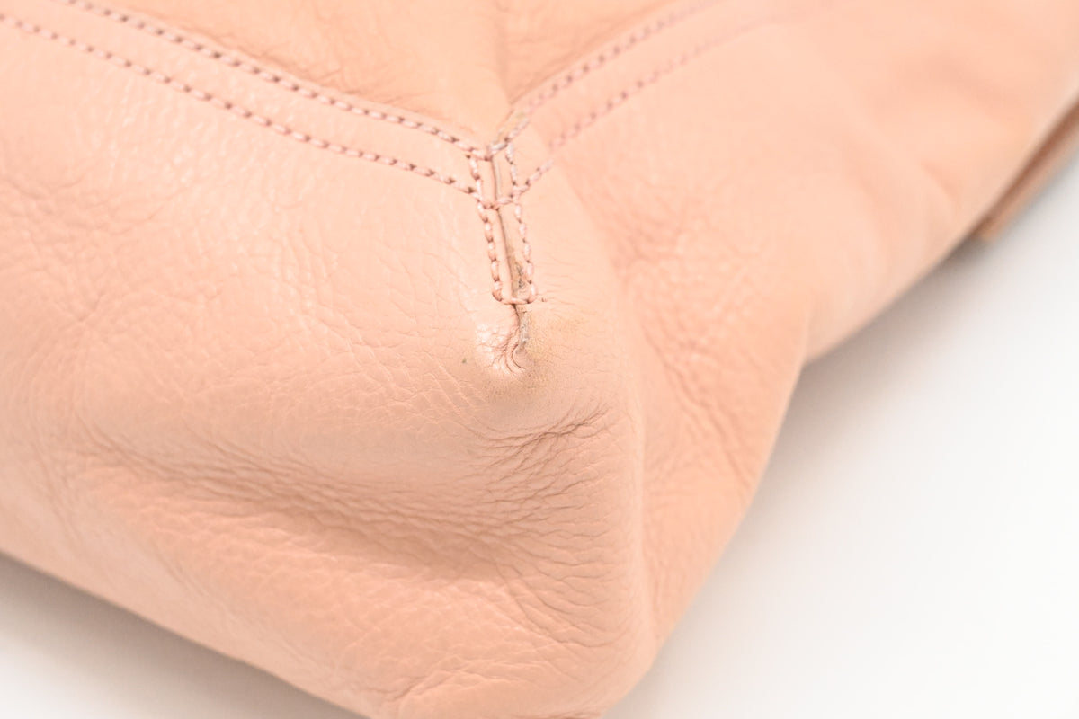 Fendi Shoulder Bag in Nude Pink Leather
