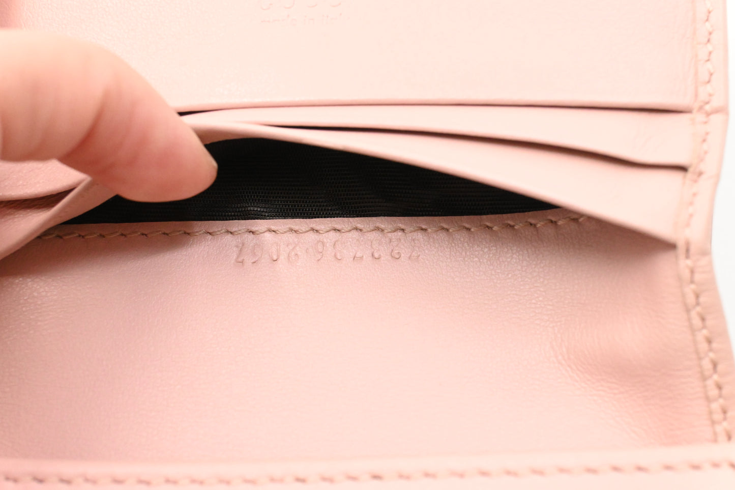 Gucci Compact Wallet in Pink Leather