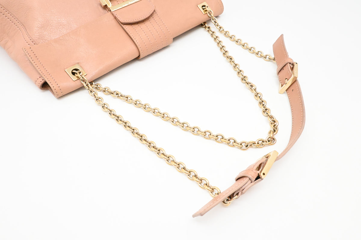 Fendi Shoulder Bag in Nude Pink Leather