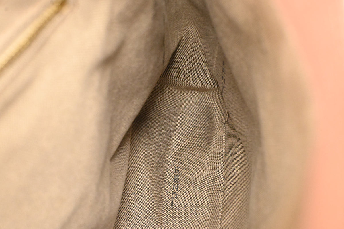 Fendi Shoulder Bag in Nude Pink Leather