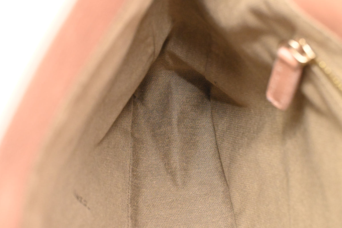 Fendi Shoulder Bag in Nude Pink Leather