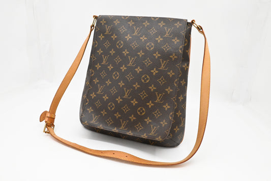 Louis Vuitton Musette Salsa GM in Monogram Canvas