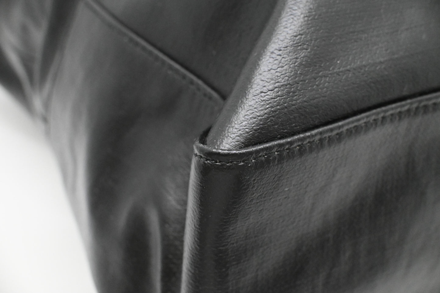 Bottega Veneta Tote in Black Canvas