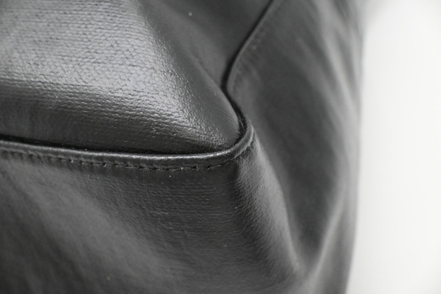 Bottega Veneta Tote in Black Canvas