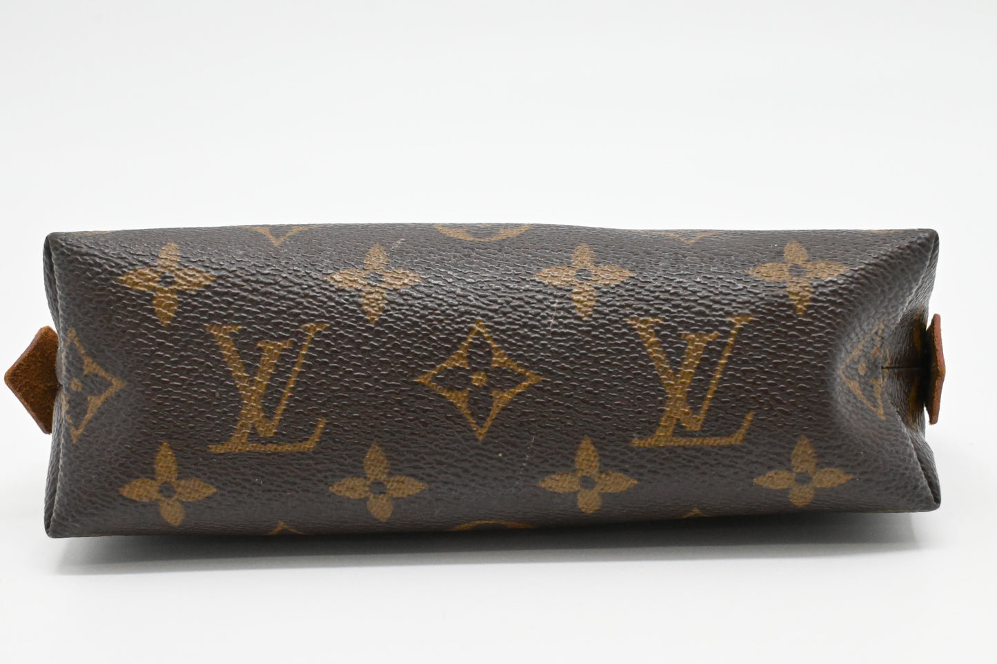 Louis Vuitton Pochette Cosmetique in Monogram Canvas