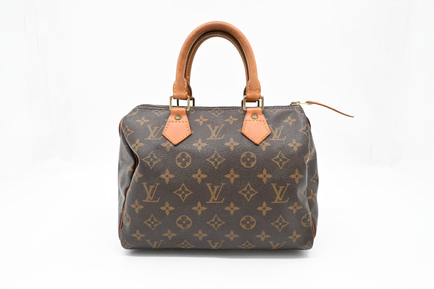 Louis Vuitton Speedy 25 in Monogram Canvas