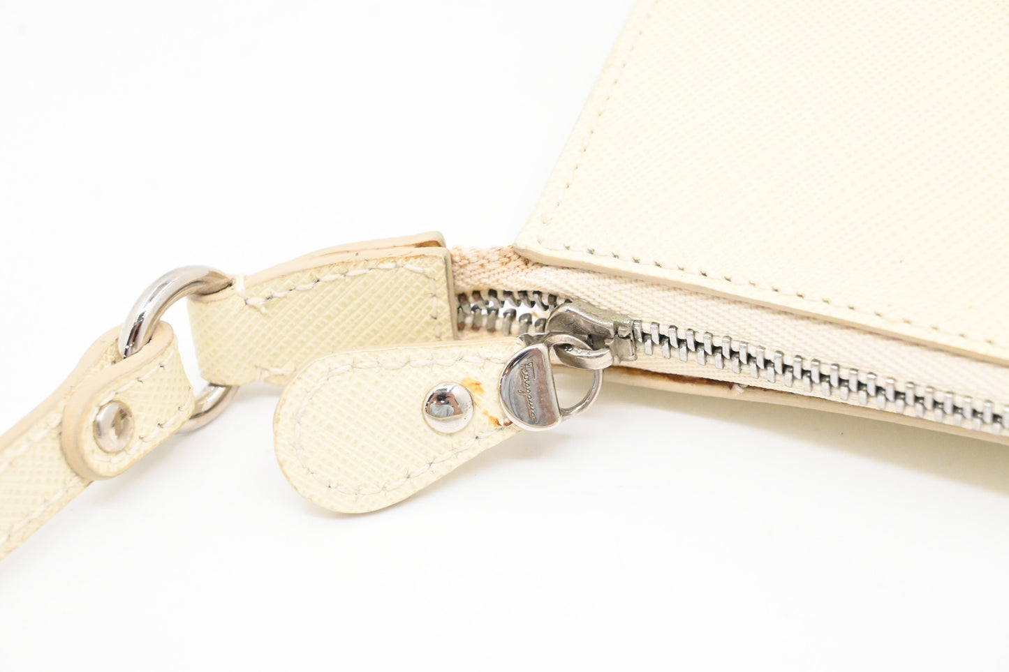 Ferragamo Shoulder Pouch in White Leather