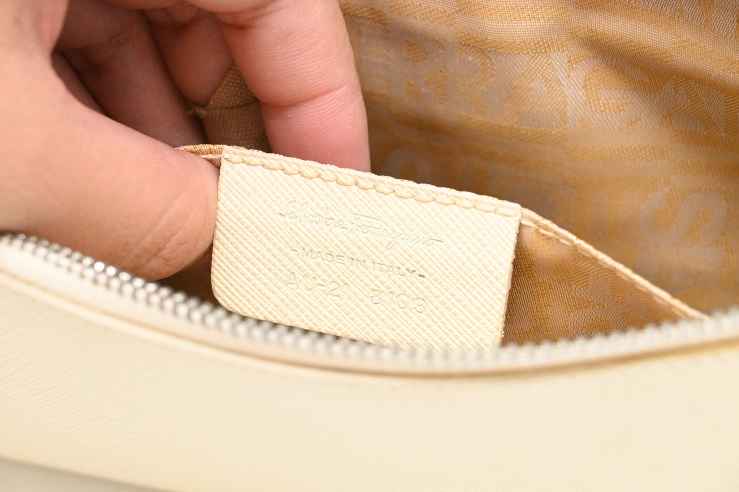 Ferragamo Shoulder Pouch in White Leather