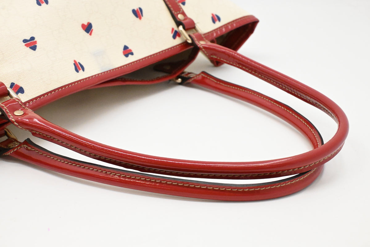 Gucci Joy Tote in White GG Supreme Hearts Canvas