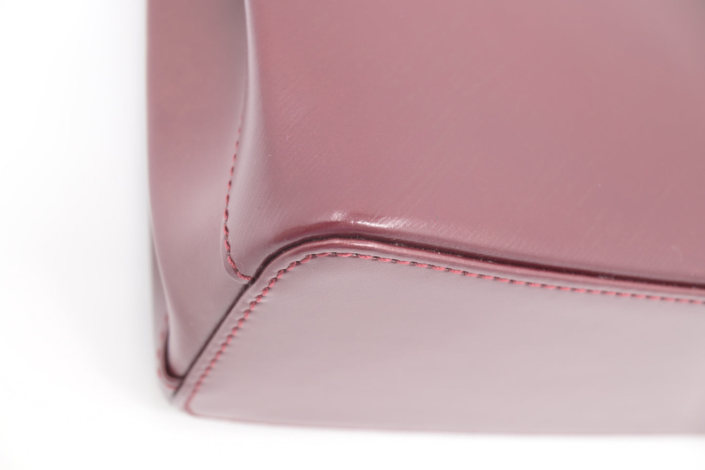 Cartier Folding Handbag in Burgundy Leather