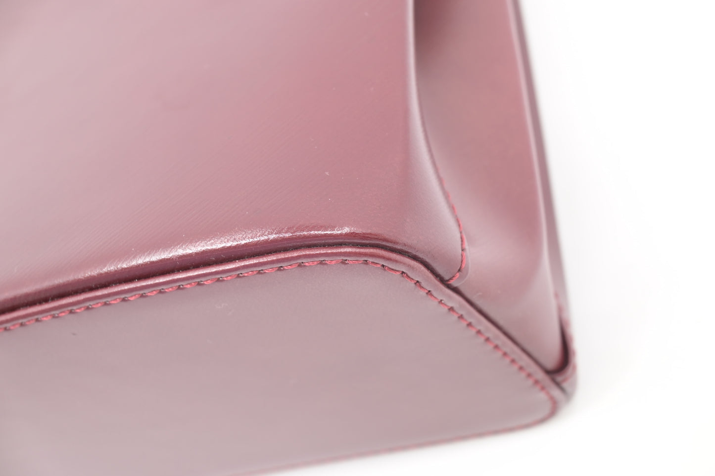 Cartier Folding Handbag in Burgundy Leather