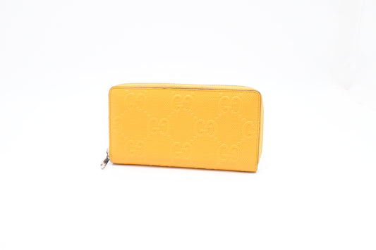 Gucci Long Zippy Wallet in Yellow Leather