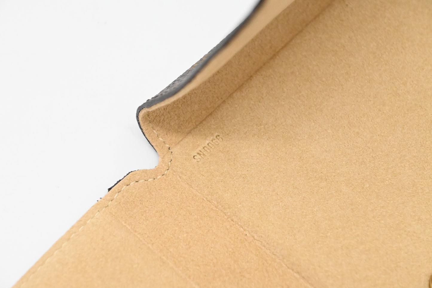 Louis Vuitton Large Jewelry Case in Monogram Canvas