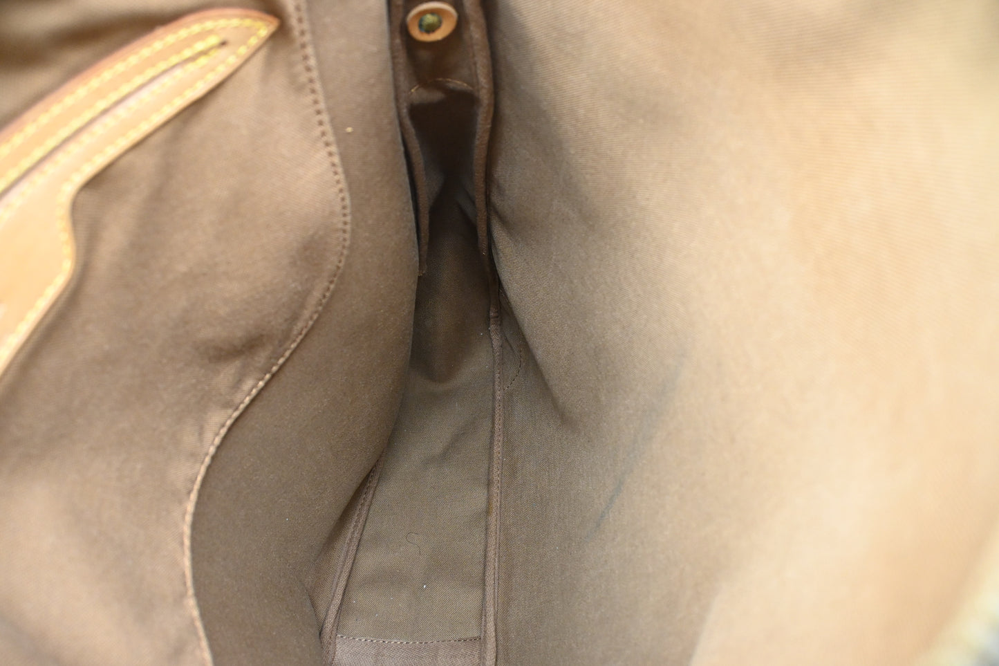 Louis Vuitton Sac Ballade in Monogram Canvas