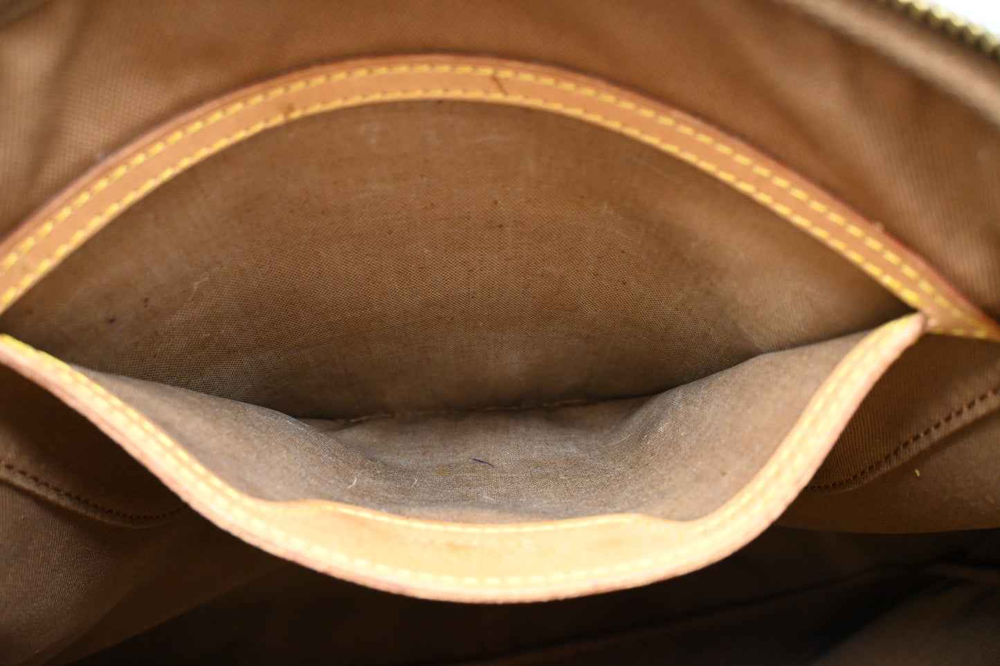Louis Vuitton Sac Ballade in Monogram Canvas