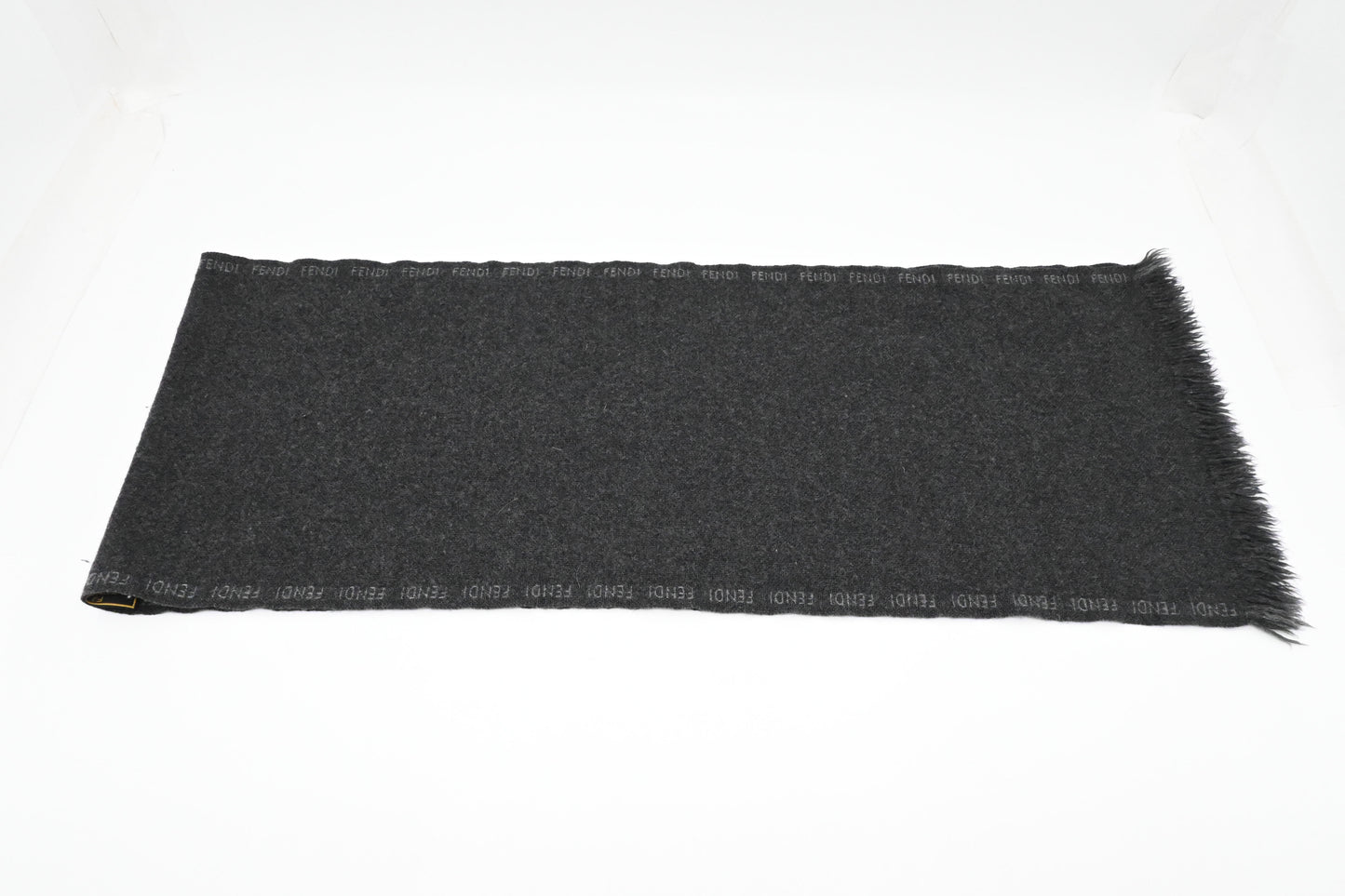 Fendi Scarf in Gray Cashmere