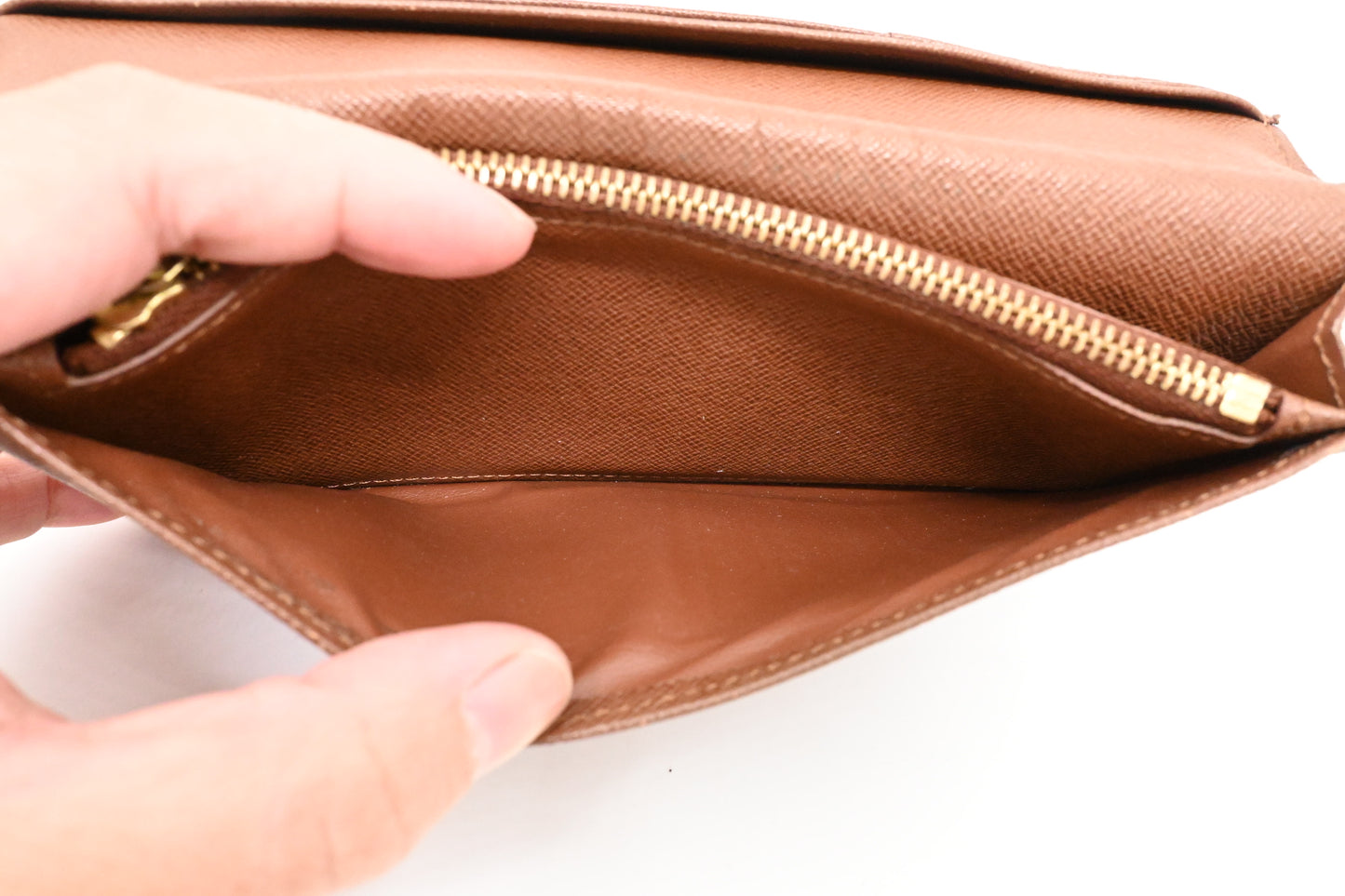 Louis Vuitton Brazza Wallet in Monogram Canvas