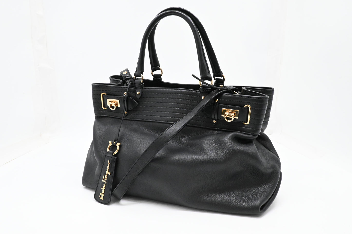 Ferragamo 2way Bag in Black Leather