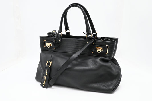 Ferragamo 2way Bag in Black Leather