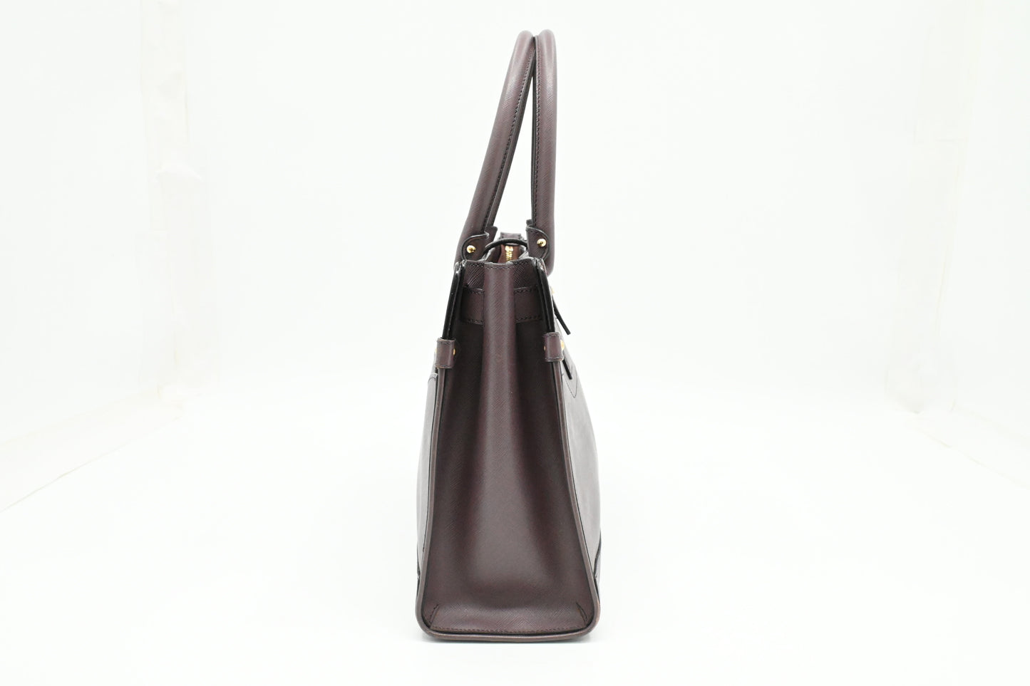 Ferragamo Handbag in Light Purple Leather