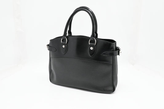 Louis Vuitton Passy PM in Black Epi Leather