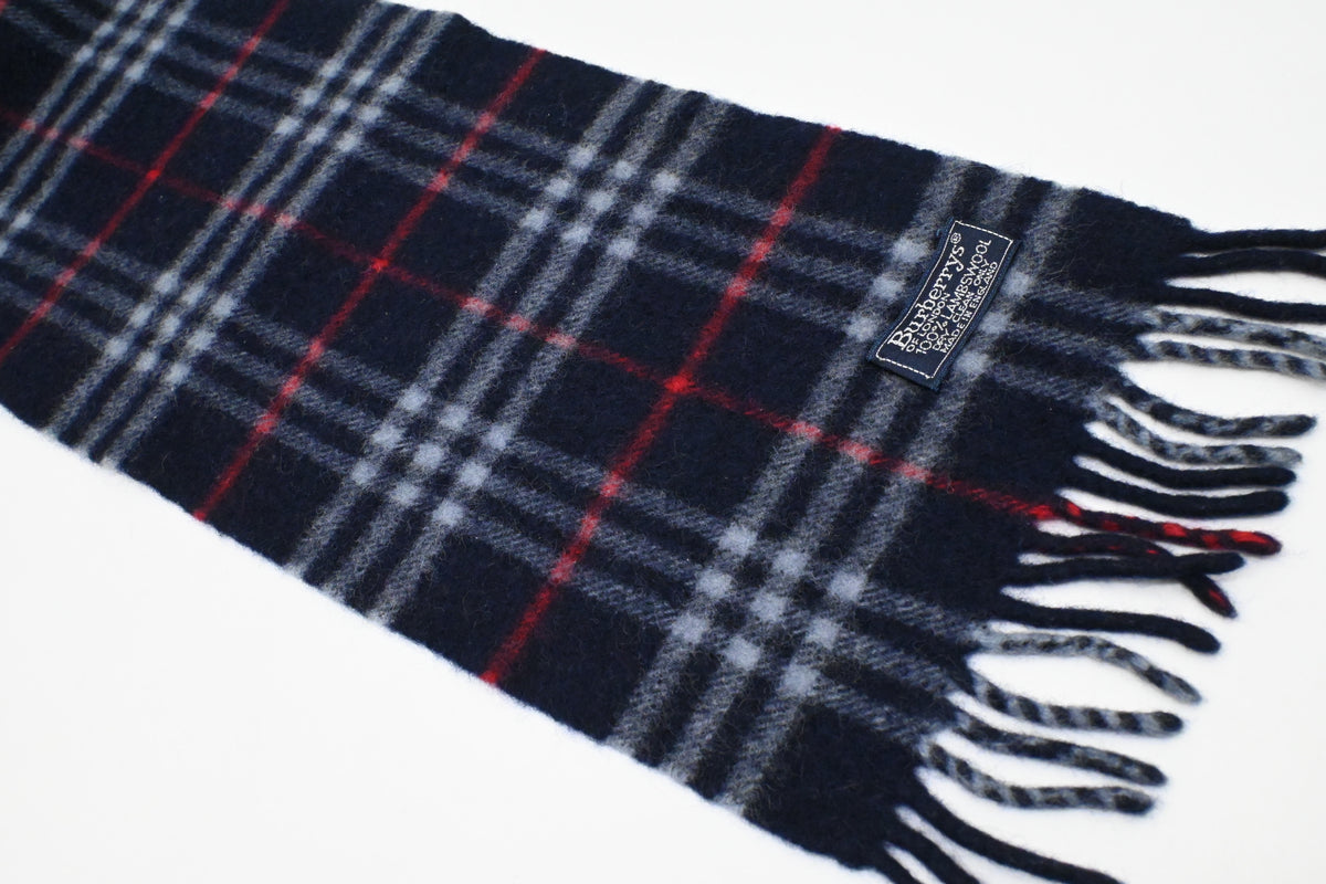 Burberry Scarf in Navy Blue in Lambswool