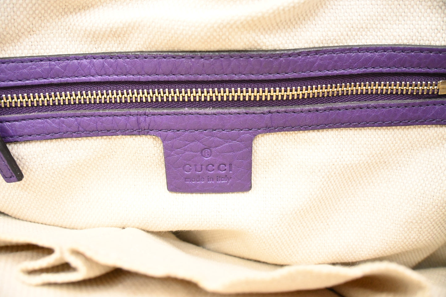 Gucci Soho Hobo Bag in Purple Leather