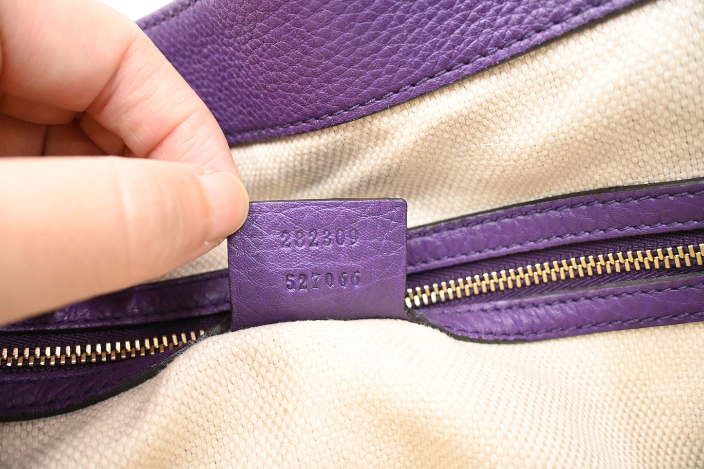 Gucci Soho Hobo Bag in Purple Leather