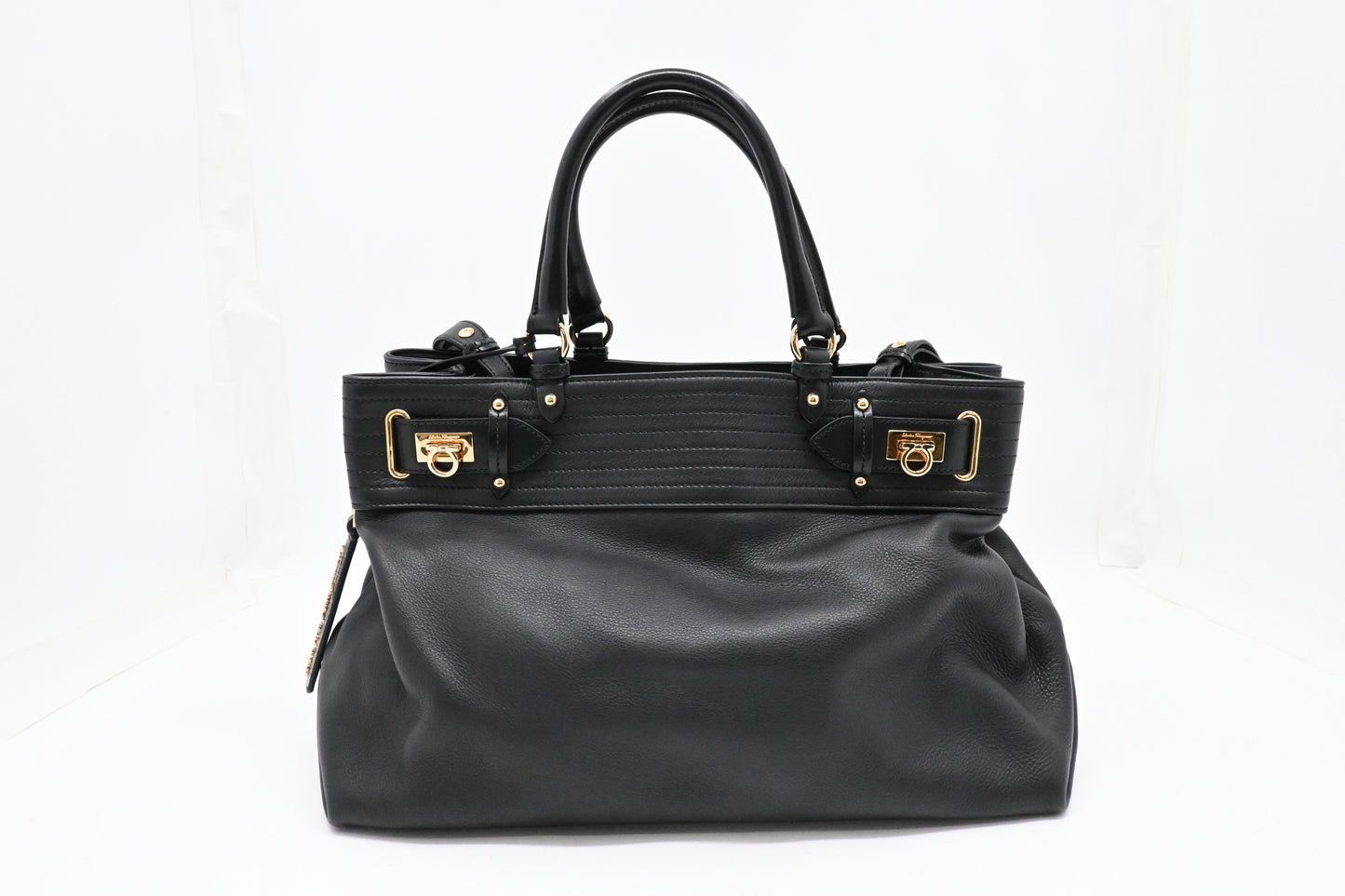 Ferragamo 2way Bag in Black Leather