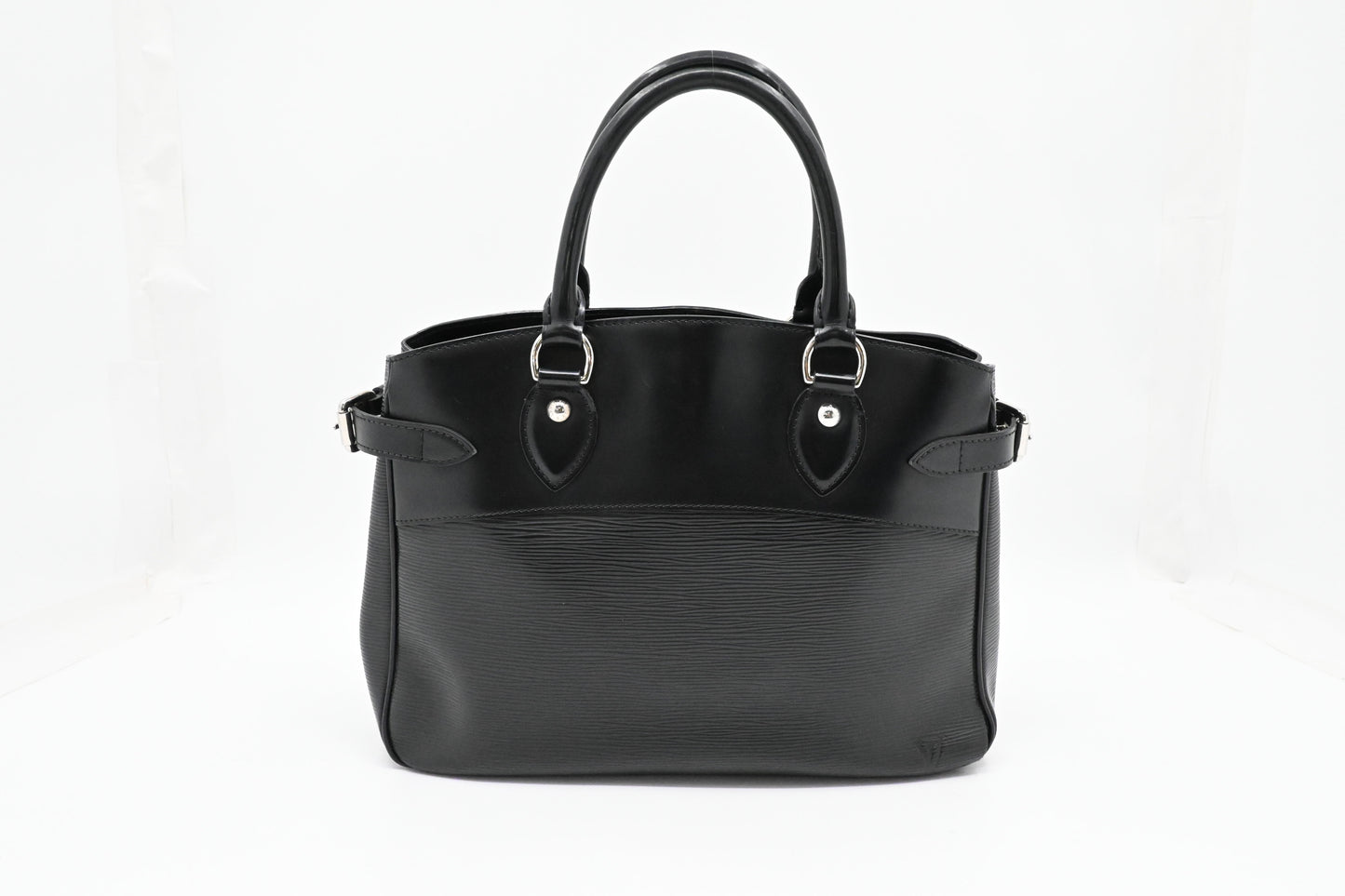 Louis Vuitton Passy PM in Black Epi Leather