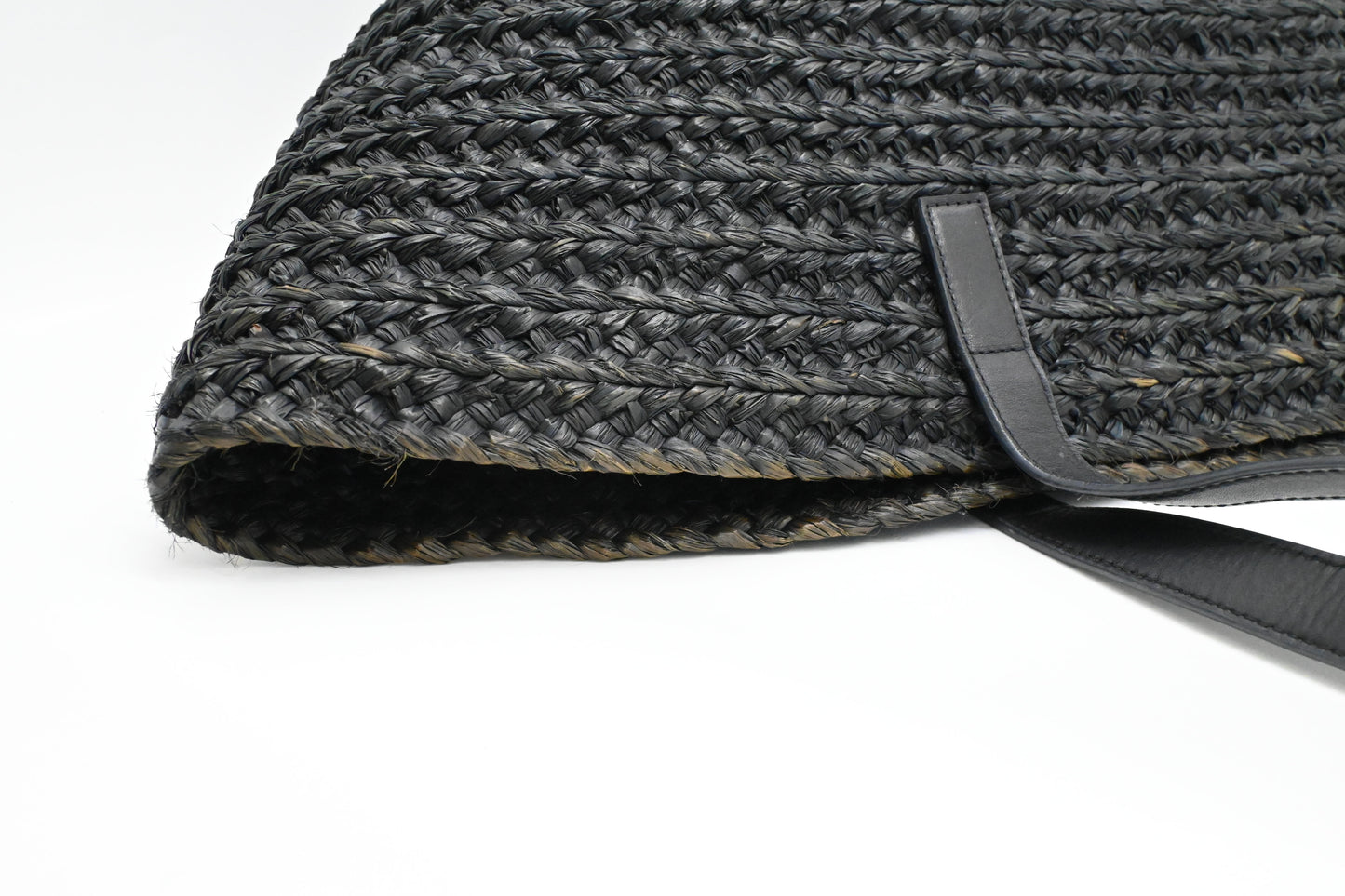 YSL Saint Laurent Tote Bag in Black Raffia