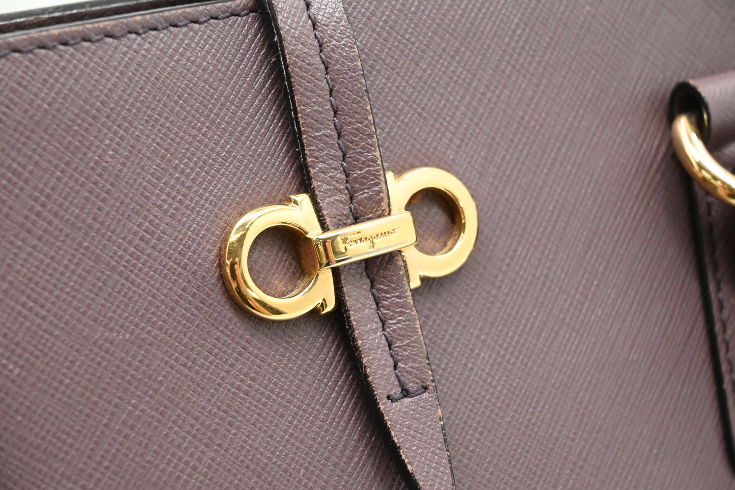 Ferragamo Handbag in Light Purple Leather