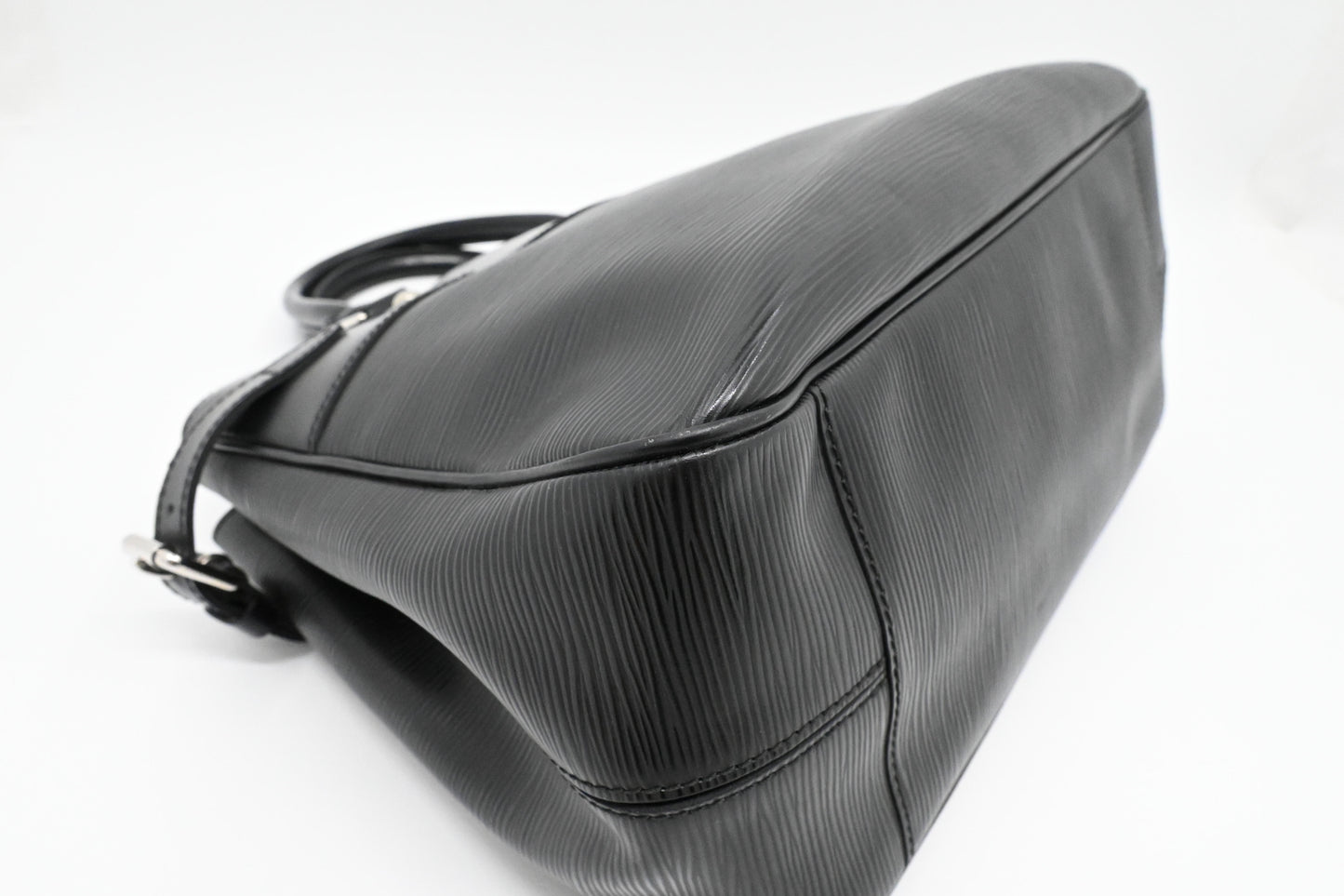 Louis Vuitton Passy PM in Black Epi Leather