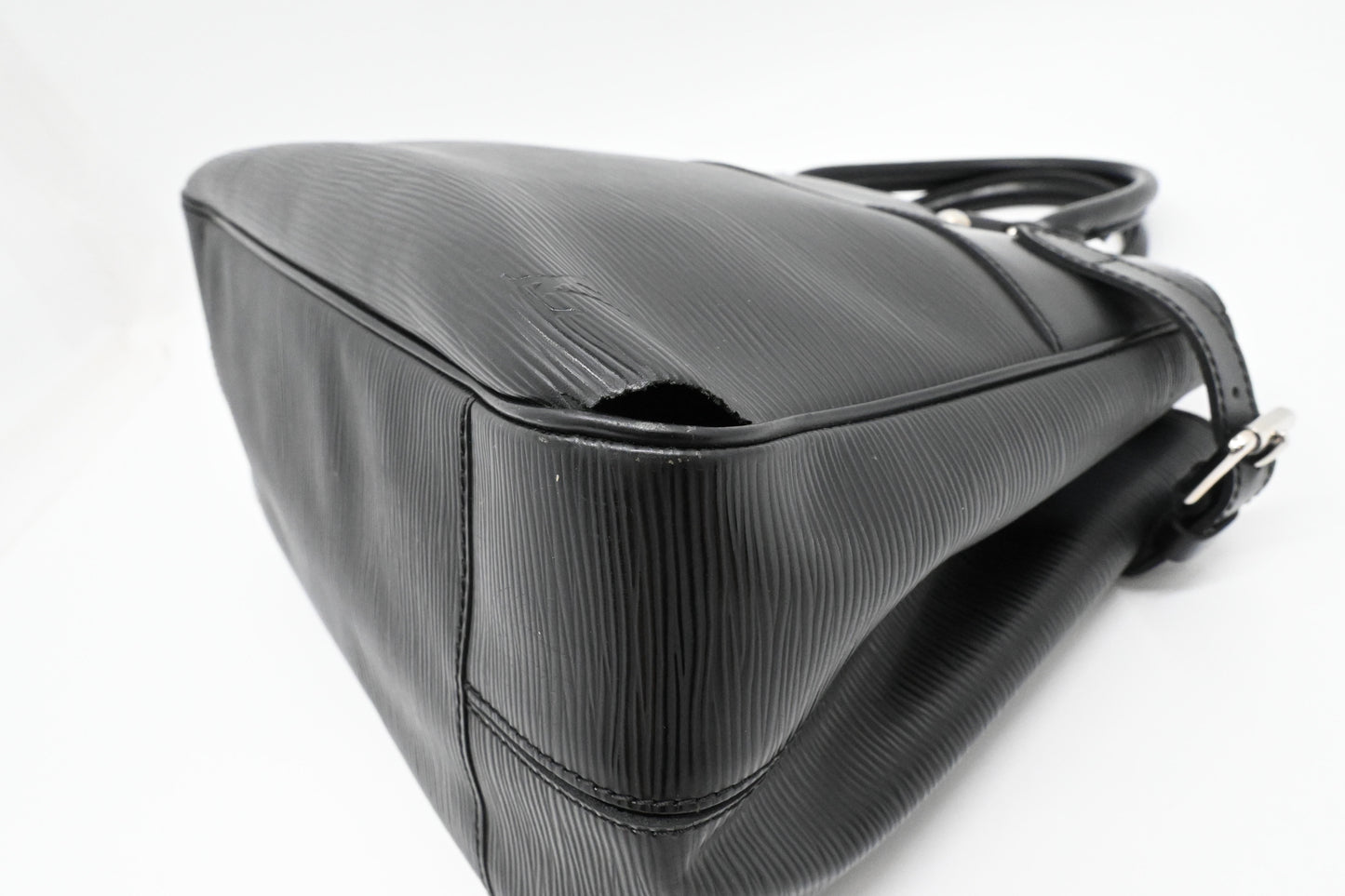 Louis Vuitton Passy PM in Black Epi Leather