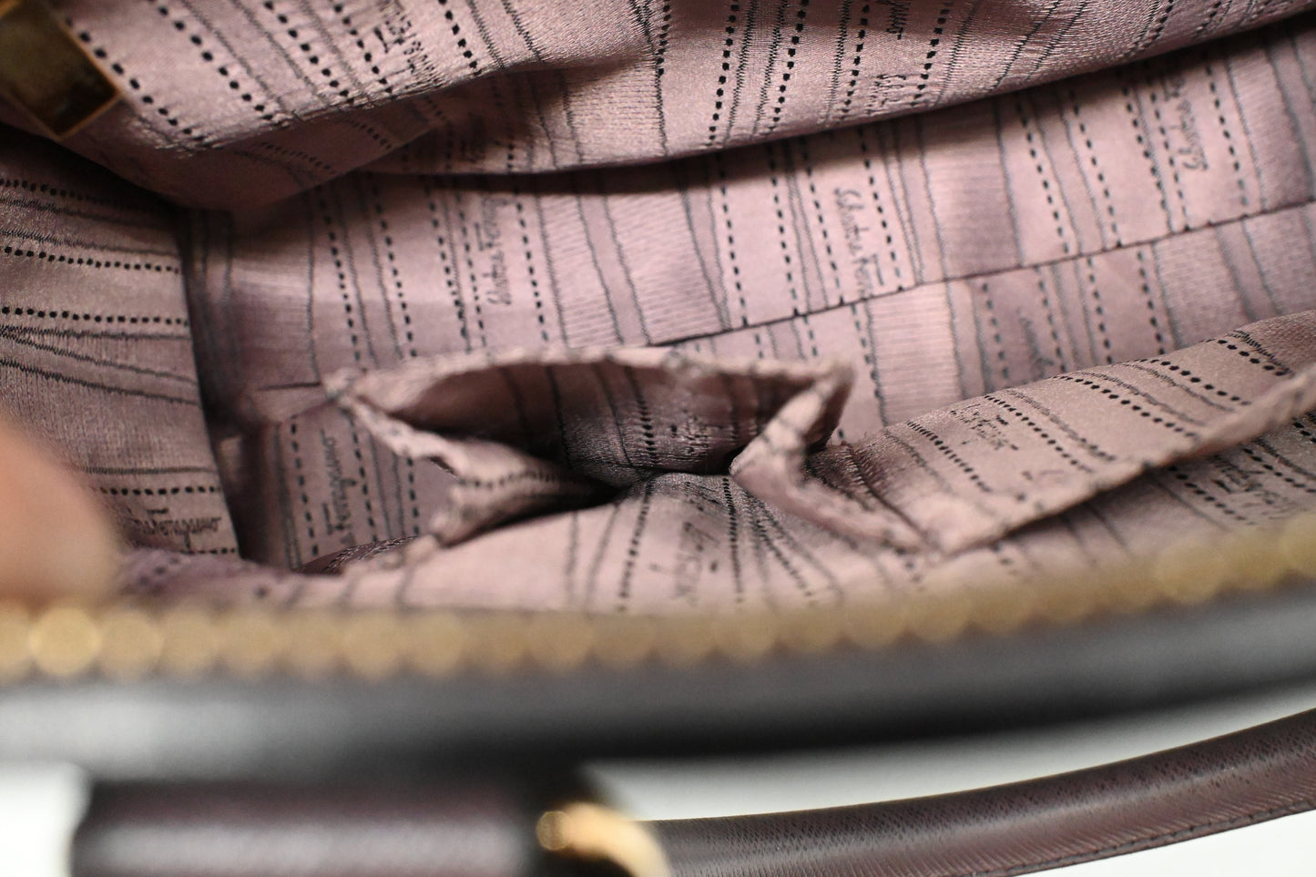 Ferragamo Handbag in Light Purple Leather