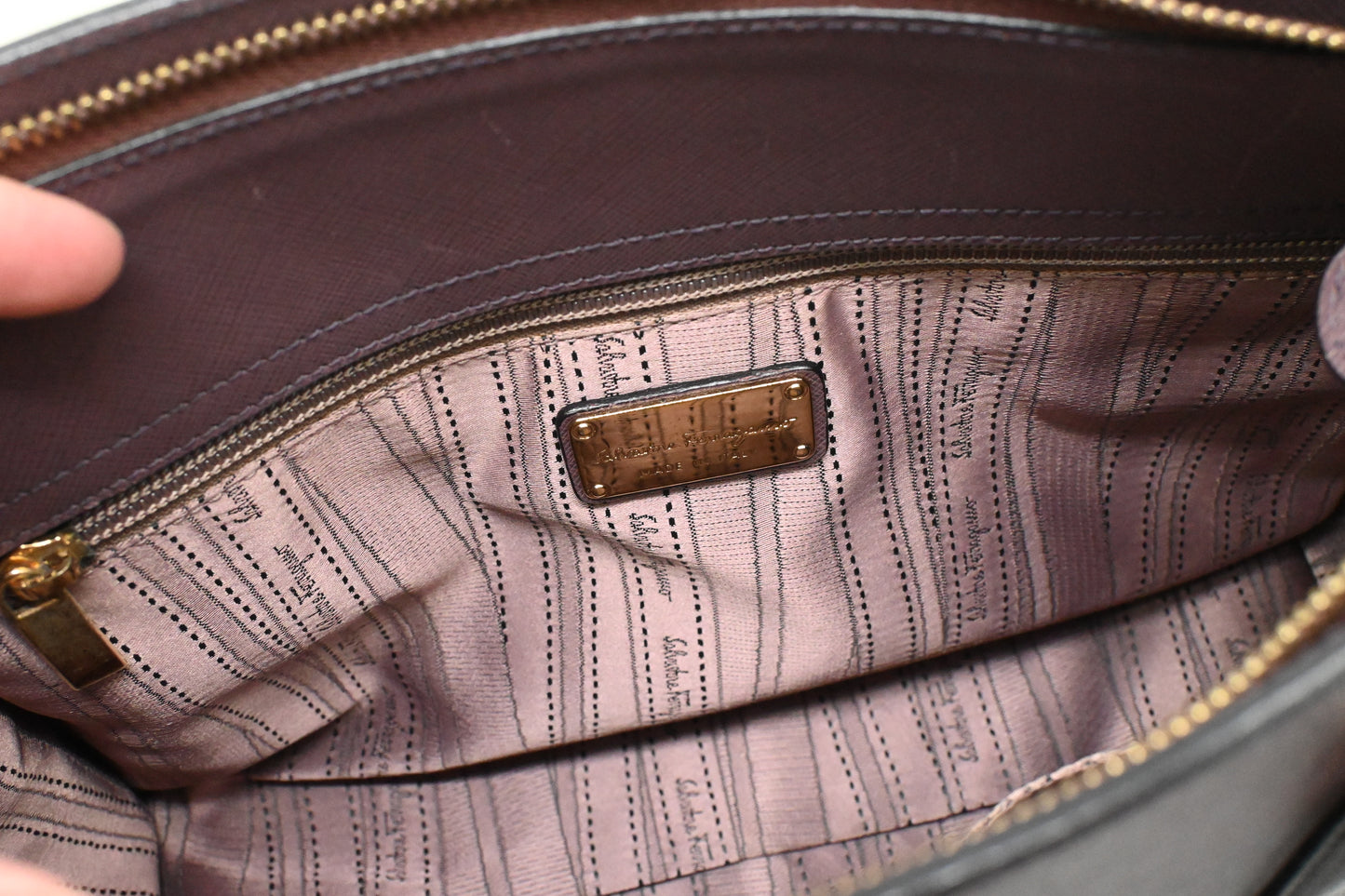 Ferragamo Handbag in Light Purple Leather