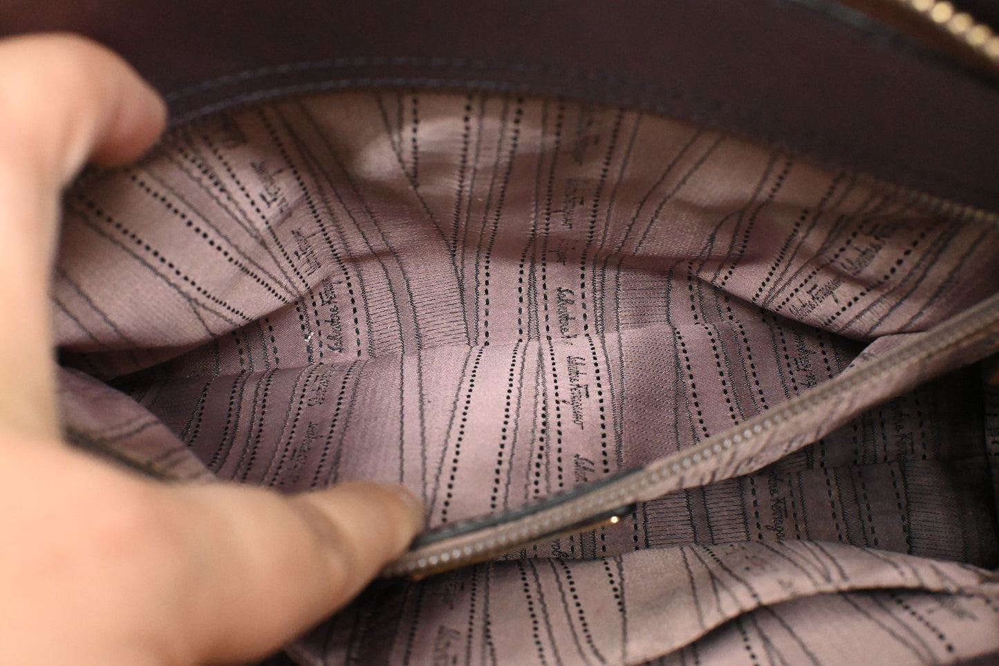 Ferragamo Handbag in Light Purple Leather