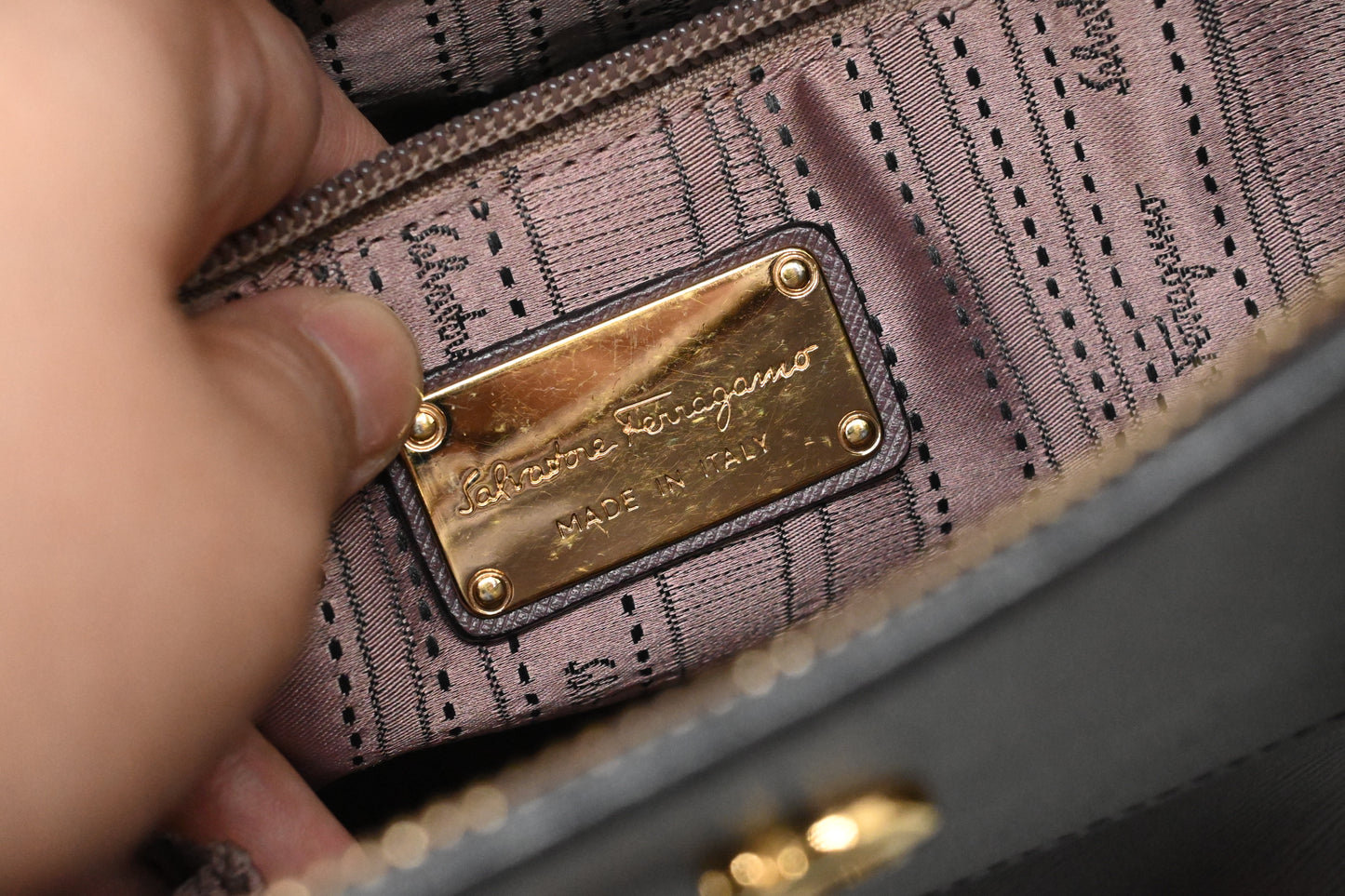 Ferragamo Handbag in Light Purple Leather