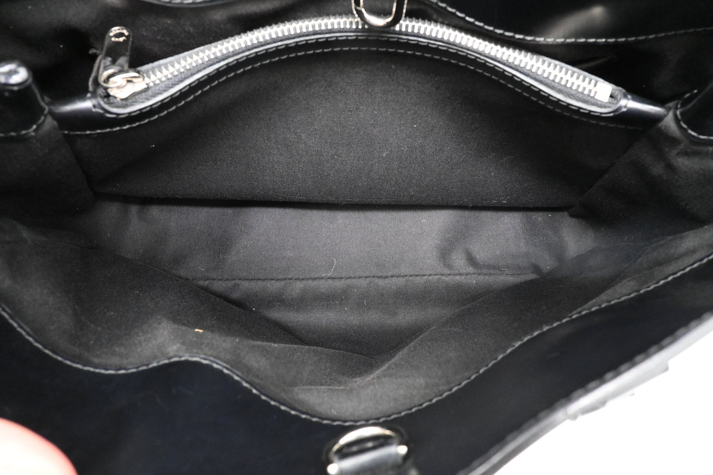 Louis Vuitton Passy PM in Black Epi Leather