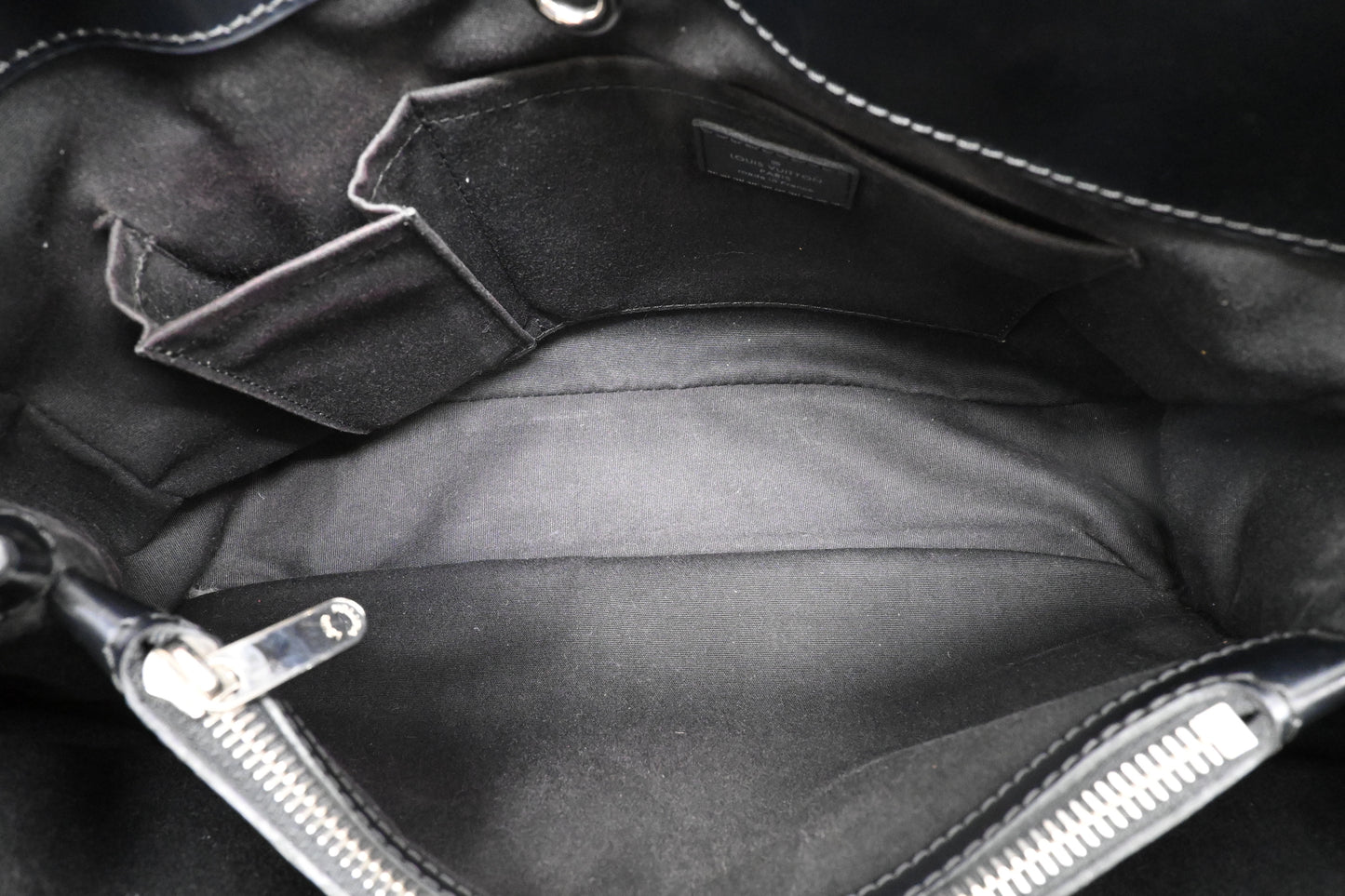 Louis Vuitton Passy PM in Black Epi Leather