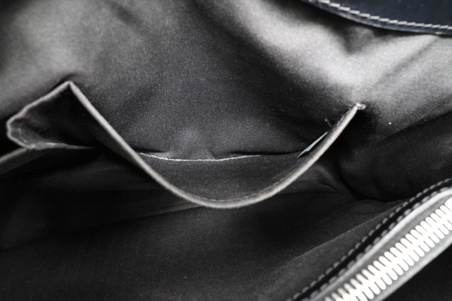 Louis Vuitton Passy PM in Black Epi Leather